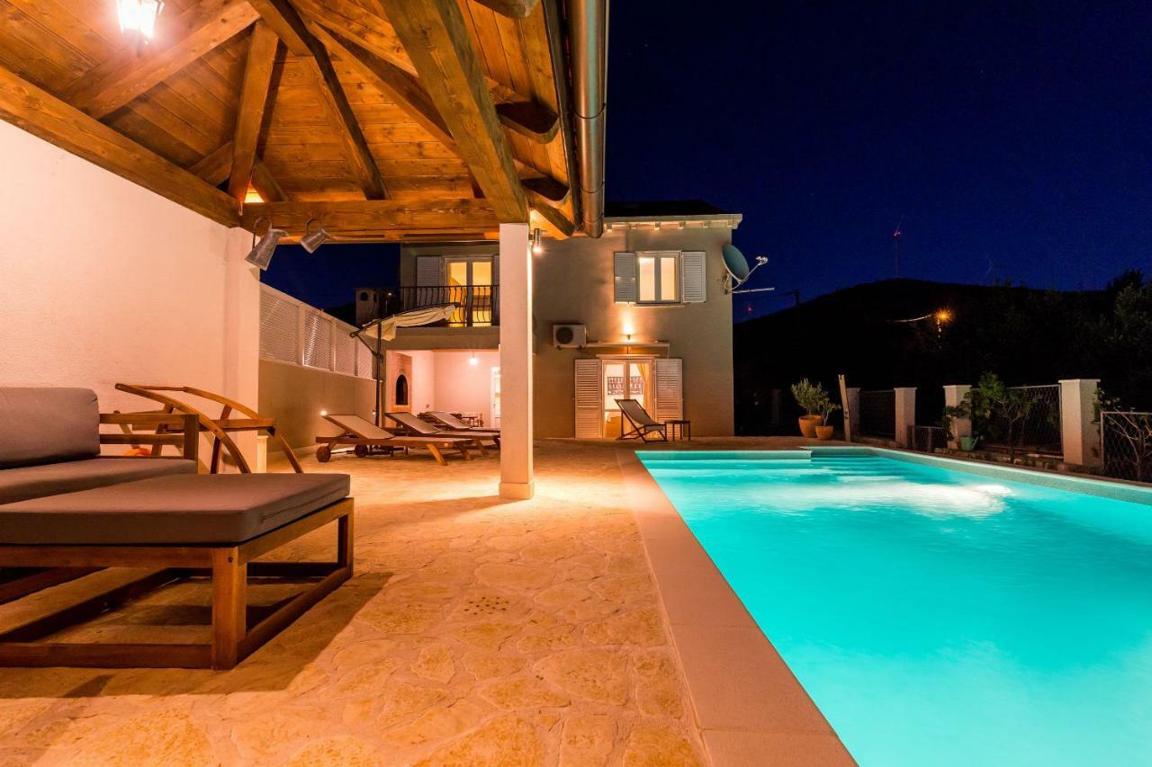 Villa Doli - Lovely Holiday Home With Private Pool Exterior photo