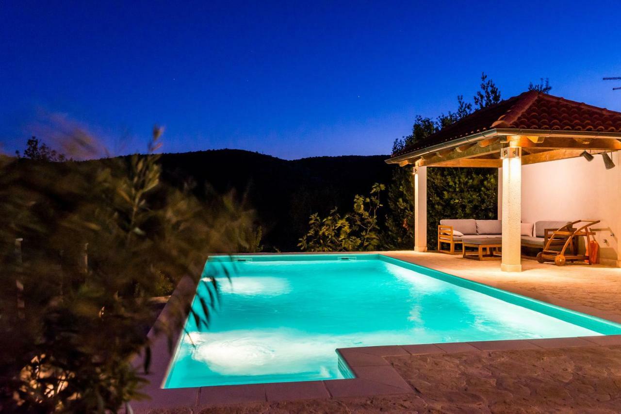 Villa Doli - Lovely Holiday Home With Private Pool Exterior photo